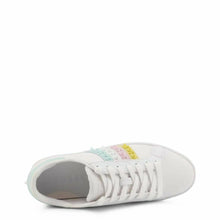 Load image into Gallery viewer, guess jacobb white sneakers studs