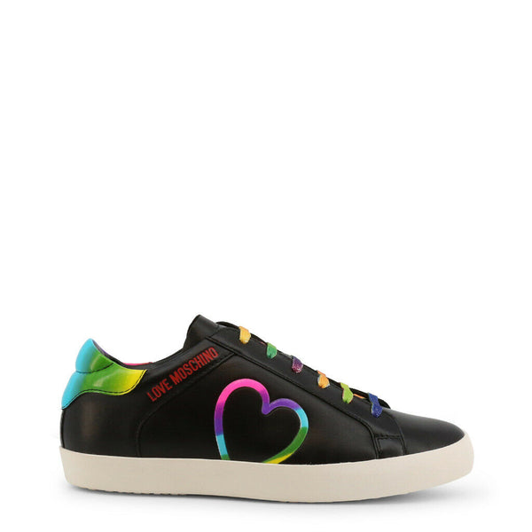 ◆Love Moschino◆ハートロゴ レースアップスニーカー ブラック Love Moschino Sneakers (£163) ❤ liked on Polyvore featuring