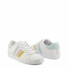 Load image into Gallery viewer, guess jacobb white sneakers studs