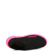 Load image into Gallery viewer, love moschino black pink slip on sneakers shoes